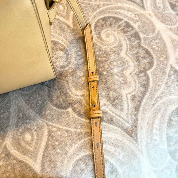 Banana Republic tan cow leather crossbody bag - Picture 3 of 5